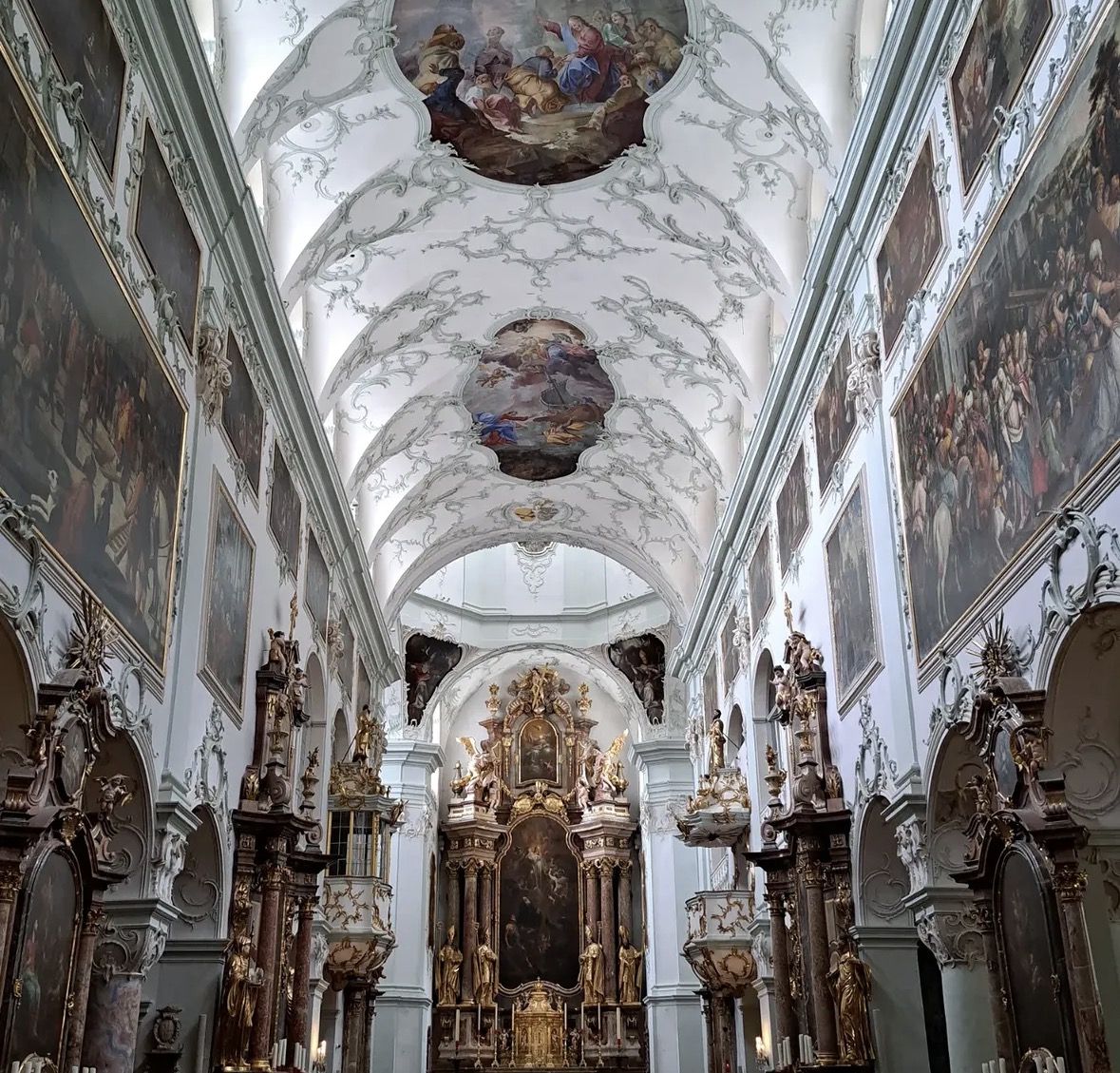Public 4h tour to filming locations of “The Sound of Music Movie“